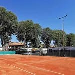 DB Residence con Piscina-Carraro Immobiliare Jesolo-Family Apartments