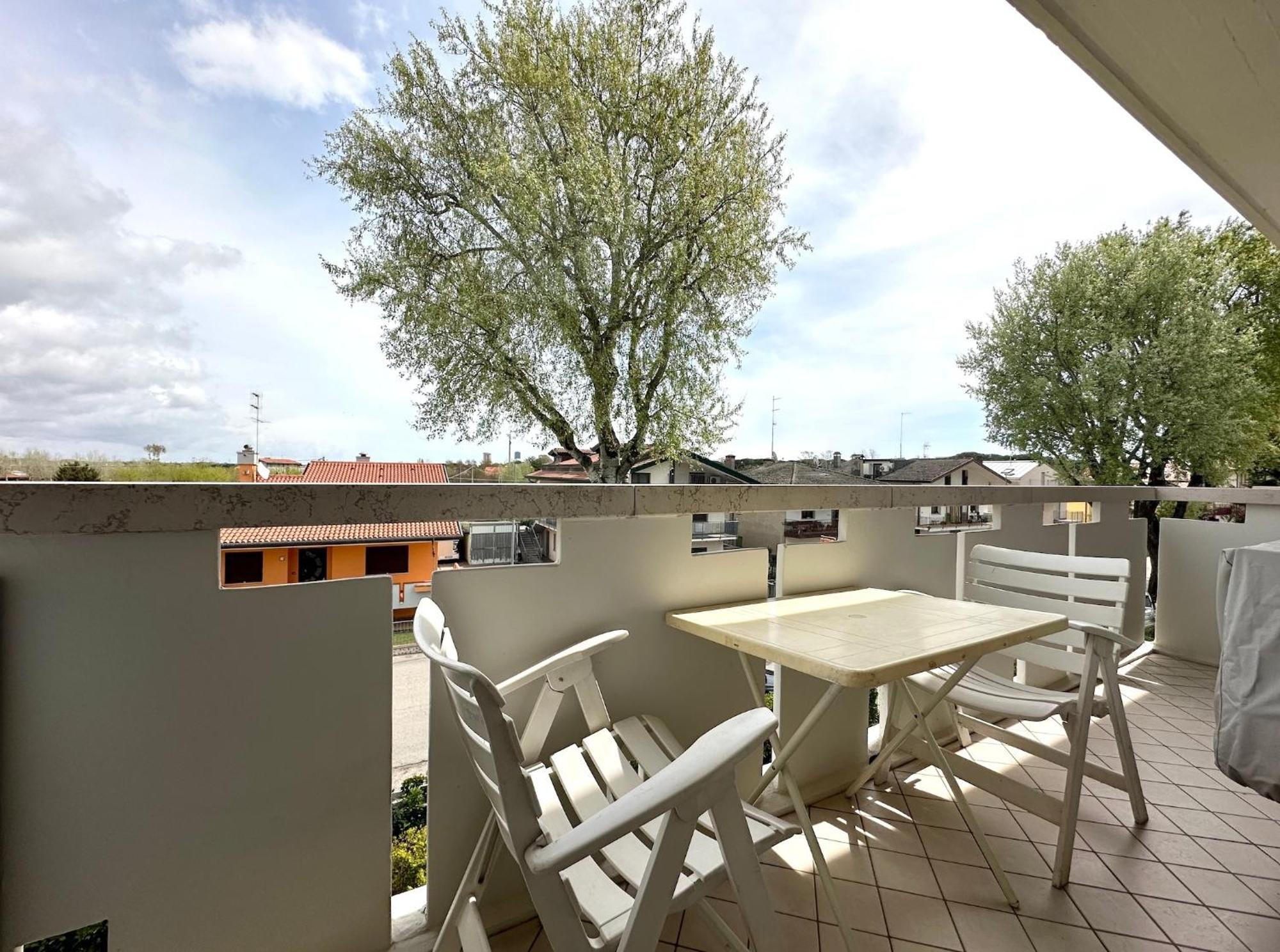 Appartamento Db Con Piscina-carraro Immobiliare Jesolo-family
